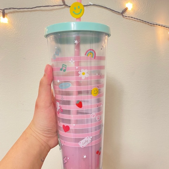 Starbucks Korea 2022 Sweetlove Glitter Coldcup - Picture 1 of 1